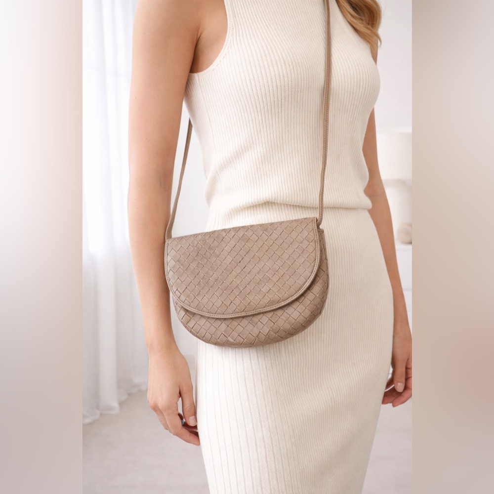 Suarez Woven Leather Crossbody Bag – Made in Italy (Bottega-Inspired)